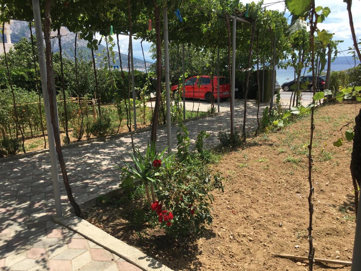 Apartment Duce Omiš Eksteriør bilde