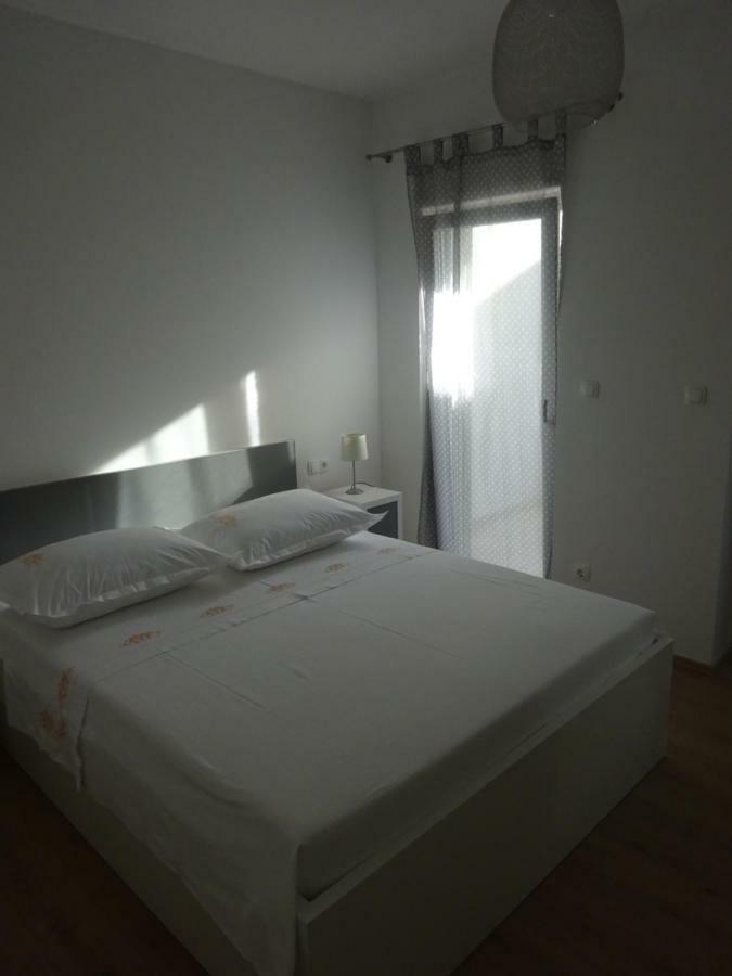 Apartment Duce Omiš Eksteriør bilde