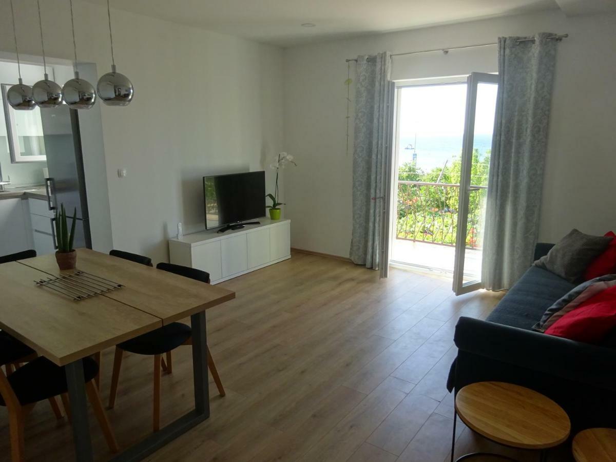 Apartment Duce Omiš Eksteriør bilde