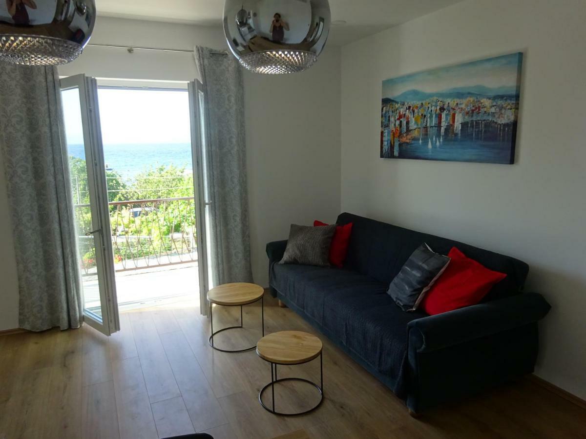 Apartment Duce Omiš Eksteriør bilde